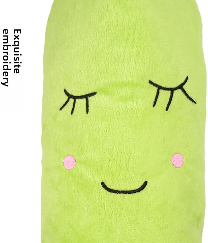 Plush Dog Toy, Carrot Squeaky Toy for All Breeds Pets, Green Polyester Blend, Large Size with Cute Design, Large&Small Interactive Pet Play Toy (Green, Large&Small)