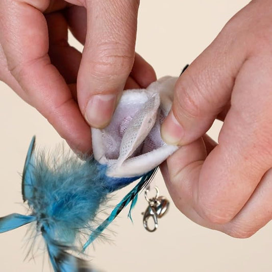 Whiskertons Interactive Bird Simulation Cat Toy Set, Interactive Cat Toys for Indoor Cats (10 Replacement Catnip Pouches)