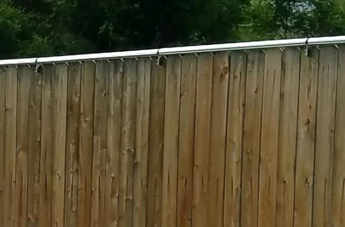 Coyote Roller 8 Foot Kit - Keep Pets Contained, Coyotes Out - Cats, Dogs, Coyotes - Wood Dog Ear
