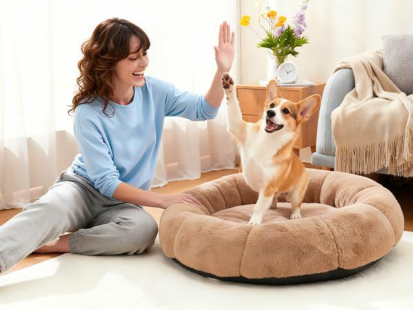OhGeni 31 inches Calming Donut Orthopedic Dog & Cat Bed for Medium Pets, Warming Comfort Fluffy Short Pile Fur, Durable Waterproof Machine Washable Removable Cover, Cute Round Bed for Puppy, Camel