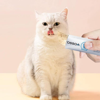 YOSSOA 100Tubes Cat Treat Snack Wet Lickable Squeeze Stick Lickable Treats Dogs & Cats Omg3 Squeezable Creamy Purée Cat Snack Chicken Lickable with Multivitamin Lickable pet Treats Healthy Grain-Free