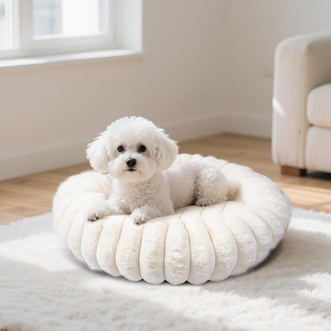 Vhen When Donut Dog and Cat Bed, Luxurious Comfortable Faux Rabbit Fur Pet Beds, Soft Anti-Anxiety Calming Puppy Kitten Bed with Anti-Slip Bottom for Small Dogs & Cats(20", White)