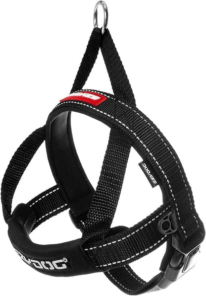 EzyDog Quick Fit Dog Harness – No Pull Harness for Training, Everyday Walking, and Easy Control - Adjustable Fit, Reflective, and Padded (Medium, Black)