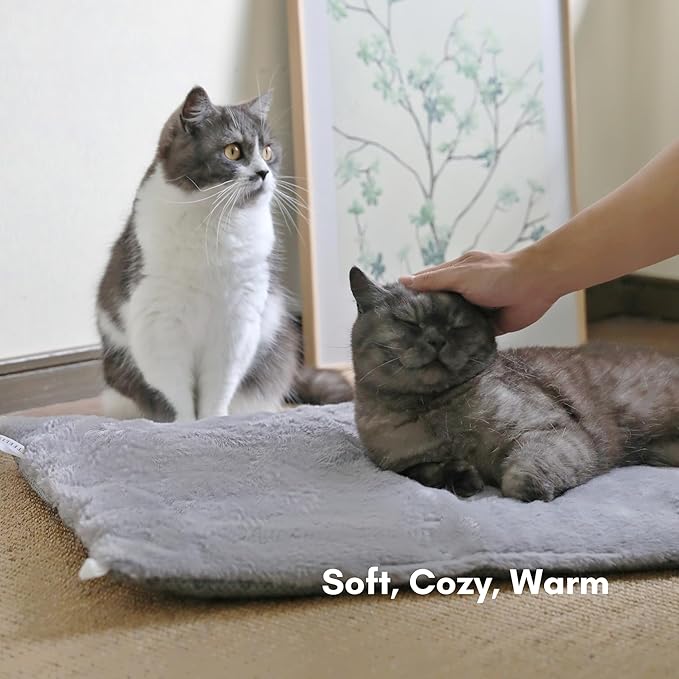 petfelix Self Warming Mat, 24''*20'' Non-Skid Thermal Pet Mat, Washable Outdoor Insulation for Cat House, Carrier Cat Bed, Short-Fluff Grey