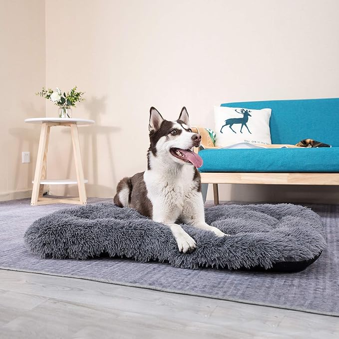 Coohom Deluxe Plush Dog Bed Pet Cushion Crate Mat,Fulffy Comfy Kennel Anti-Slip Washable Pad for Medium Large X-Large Dogs(X-Large, Grey)