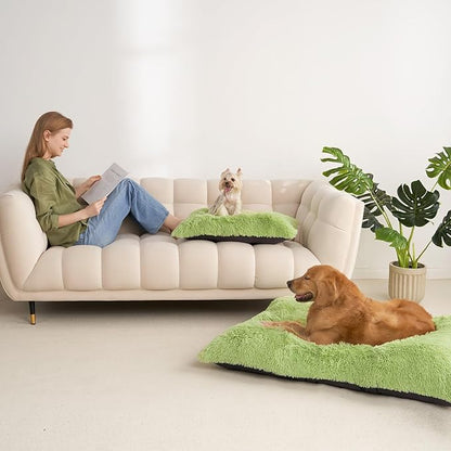 EHEYCIGA Fluffy Dog Crate Bed for Extra Large Dogs, Plush Faux Fur Crate Pad, Calming Anti Anxiety XL Dog Bed, Washable Soft Warm Mat with Non-Slip Bottom, Green