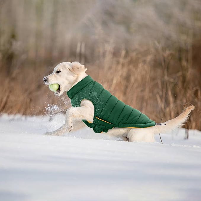 Lelepet Reversible Dog Coat Waterproof Dog Jacket Windproof Puffer Vest for Winter Warm Lightweight Coats for Small Dogs Adjustbale Hook & Loop Pet Apparel with Leash Hole, Pug, Green, M