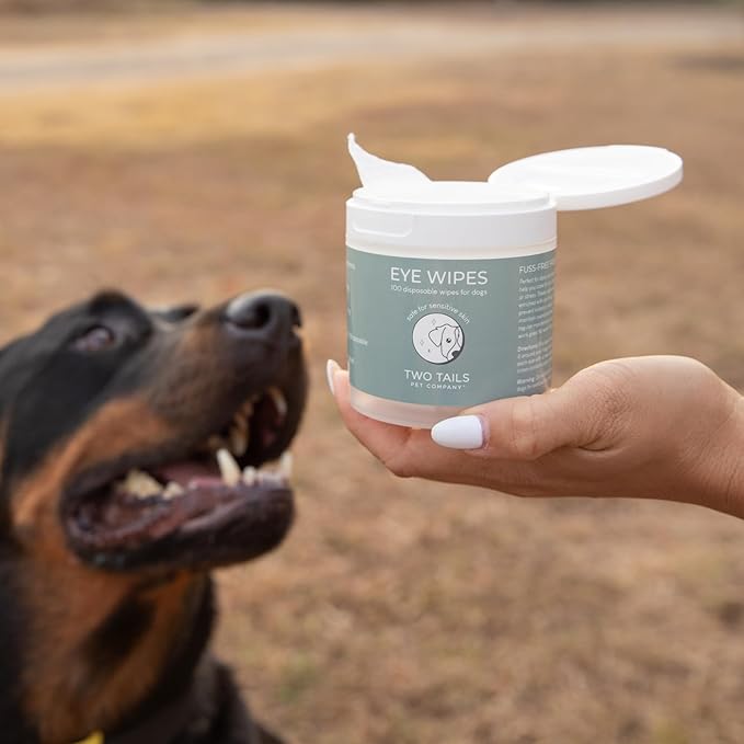 Two Tails Pet Company Eye Wipes Gentle Dog Face Wipes for Cleaning Dirt Around Eyes, Fragrance-Free, Soft & Safe, 100 Disposable Wipes for Grooming Care