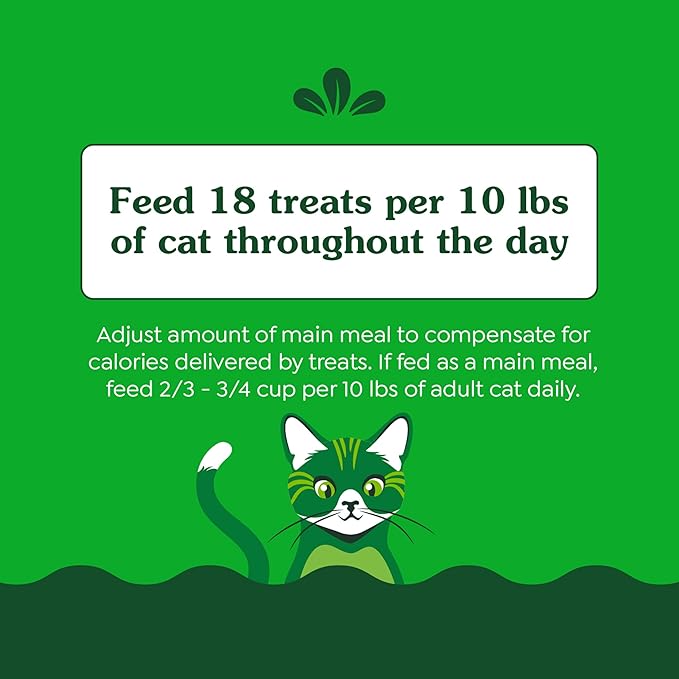Greenies Feline Smartbites Healthy Indoor Natural Treats for Cats, Tuna Flavor, 4.6 oz. Pouch