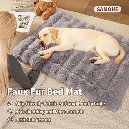SOMAHE Self-Warming Dog Bed, Plush Faux Fur Mat with Anti-Slip Bottom, Ultra Soft Heated Pet Bed for Medium Large Dogs, Cozy Fluffy Pad for Carriers Couch Crate, Machine Washable, 35 x 27 Inch Gray