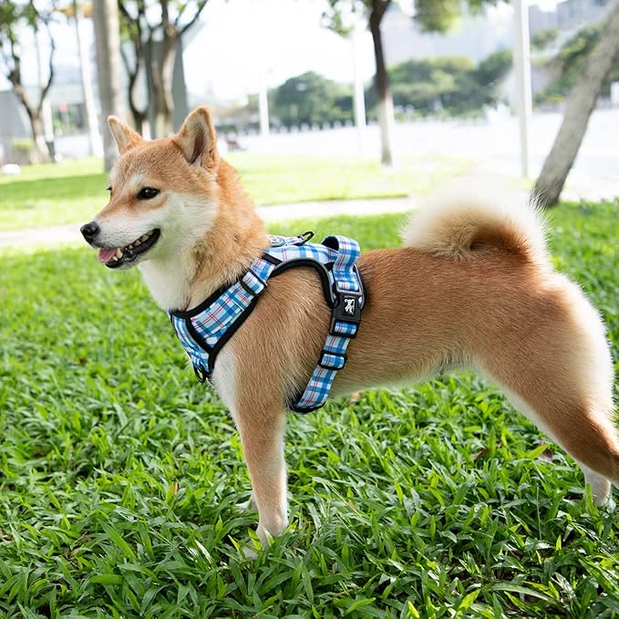 PoyPet Plaid Dog Harness, No Pull Front Clip Pet Vest Harness, Soft Padded Reflective Adjustable Walking Harness with Handle for Large Medium Small Dogs(Checkered Blue, M)