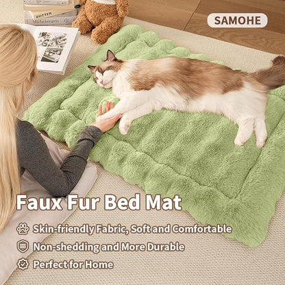 SOMAHE Self-Warming Cat Bed, Plush Faux Fur Pet Bed Mat with Anti-Slip Bottom, Ultra Soft Heated Bed for Cats & Medium Dogs, Cozy Fluffy Pad for Couch & Crate, Machine Washable, 27x20 Inch Green