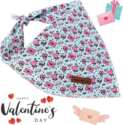 Unique Style Paws Valentiene's Day Dog Bandana Heart Print Cotton Dog Bandanas Bandana for Small Medium Large Dogs New