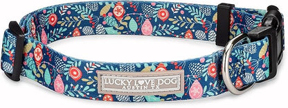Lucky Love Dog - Adjustable Dog Collar with Easy Click Buckle for Large Dogs, Durable, & Comfortable for Male & Female Dogs, Pet Collar for Puppies & Adult Ones - Sweet Holiday, Large