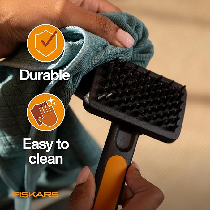 Fiskars Pet, Cat and Dog Brush, Fine Bristles & SoftGrip Handle for Gentle Grooming and Deshedding, Cat and Dog Supplies, Orange/Black