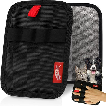 Pet Hair Removal Glove, Reusable Electrostatic Pet Hair Remover Glove for Cat & Dog, Washable 4 Finger Upgraded Version Pet Hair Mitt for Couch, Furniture, Car Seat - 1 PCS