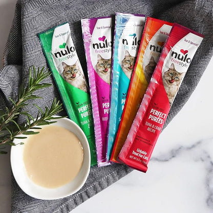 Nulo Freestyle Grain-Free Perfect Purees Premium Wet Cat Treats, Squeezable Meal Topper, High Moisture Content to Support Hydration, 0.5 Ounces in Each Lickable Pouch
