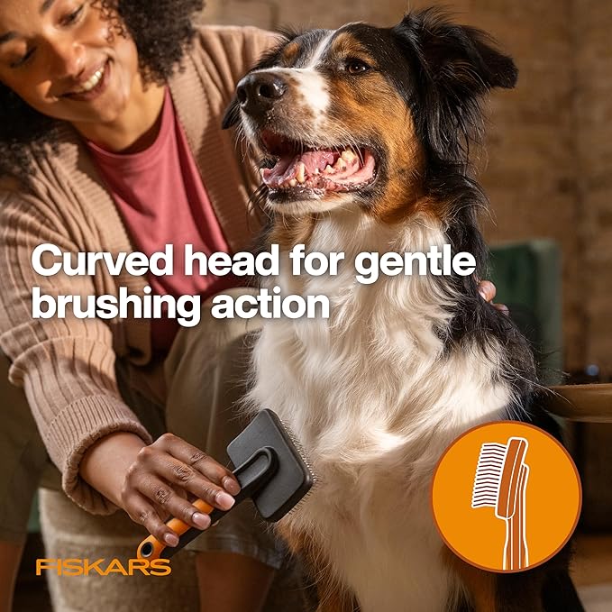 Fiskars Pet, Cat and Dog Brush, Fine Bristles & SoftGrip Handle for Gentle Grooming and Deshedding, Cat and Dog Supplies, Orange/Black